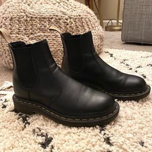 Doc Martens 2976 Chelsea Boots